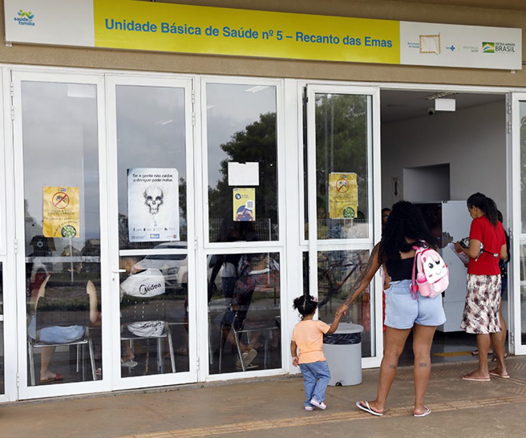 Ampliação do número de pediatras no SUS está na pauta da CAE — Senado Notícias