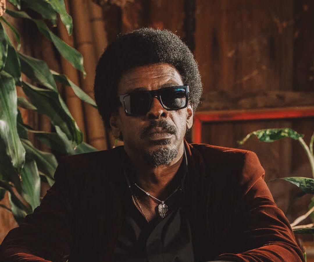 Exclusivo: Polêmica com música de Cartola reacende histórico de disputas judiciais de Seu Jorge