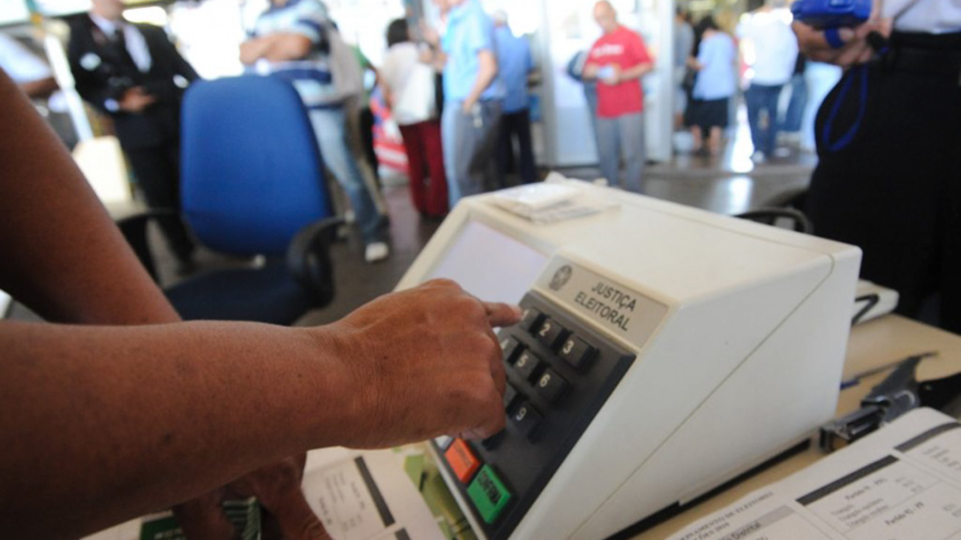 Fundo Eleitoral reduz desigualdade entre partidos, mas diferenças internas persistem — Senado Notícias