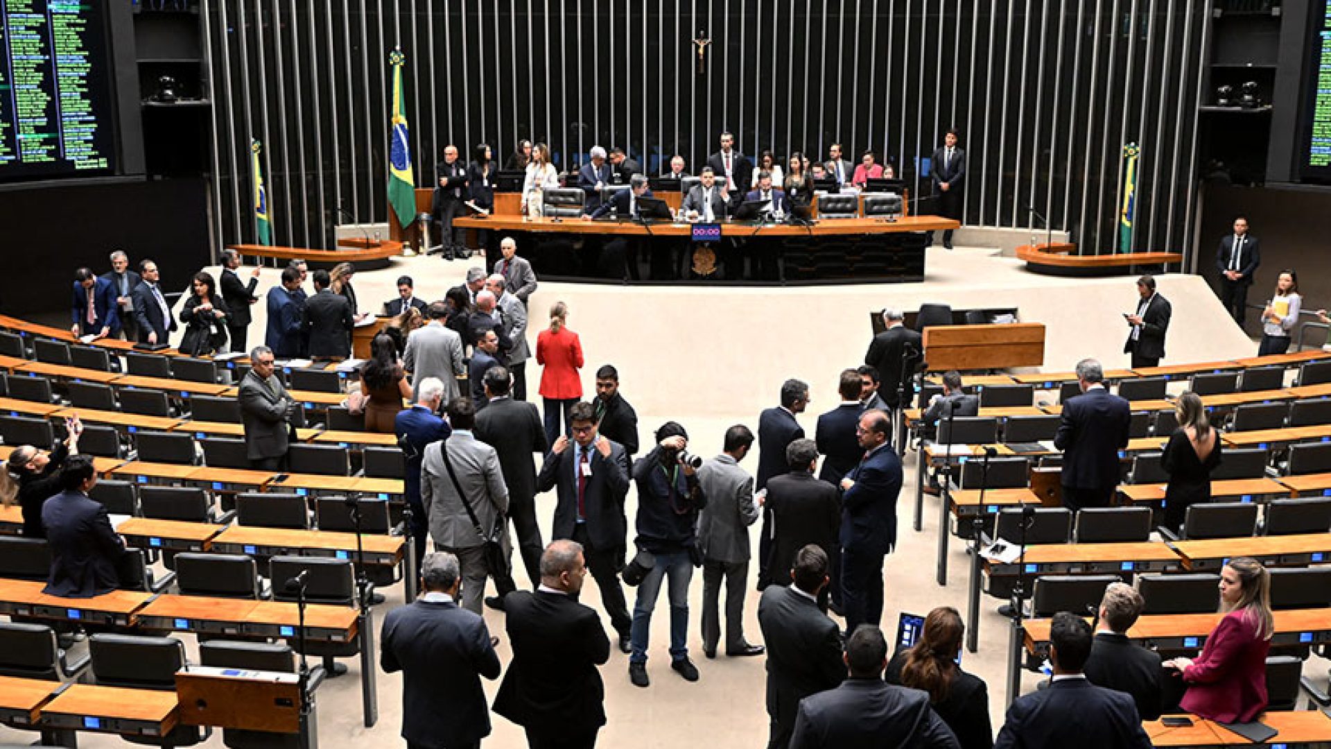 Congresso aprova R$ 14,2 milhões para Judiciário, TCU e Ministério Público — Senado Notícias