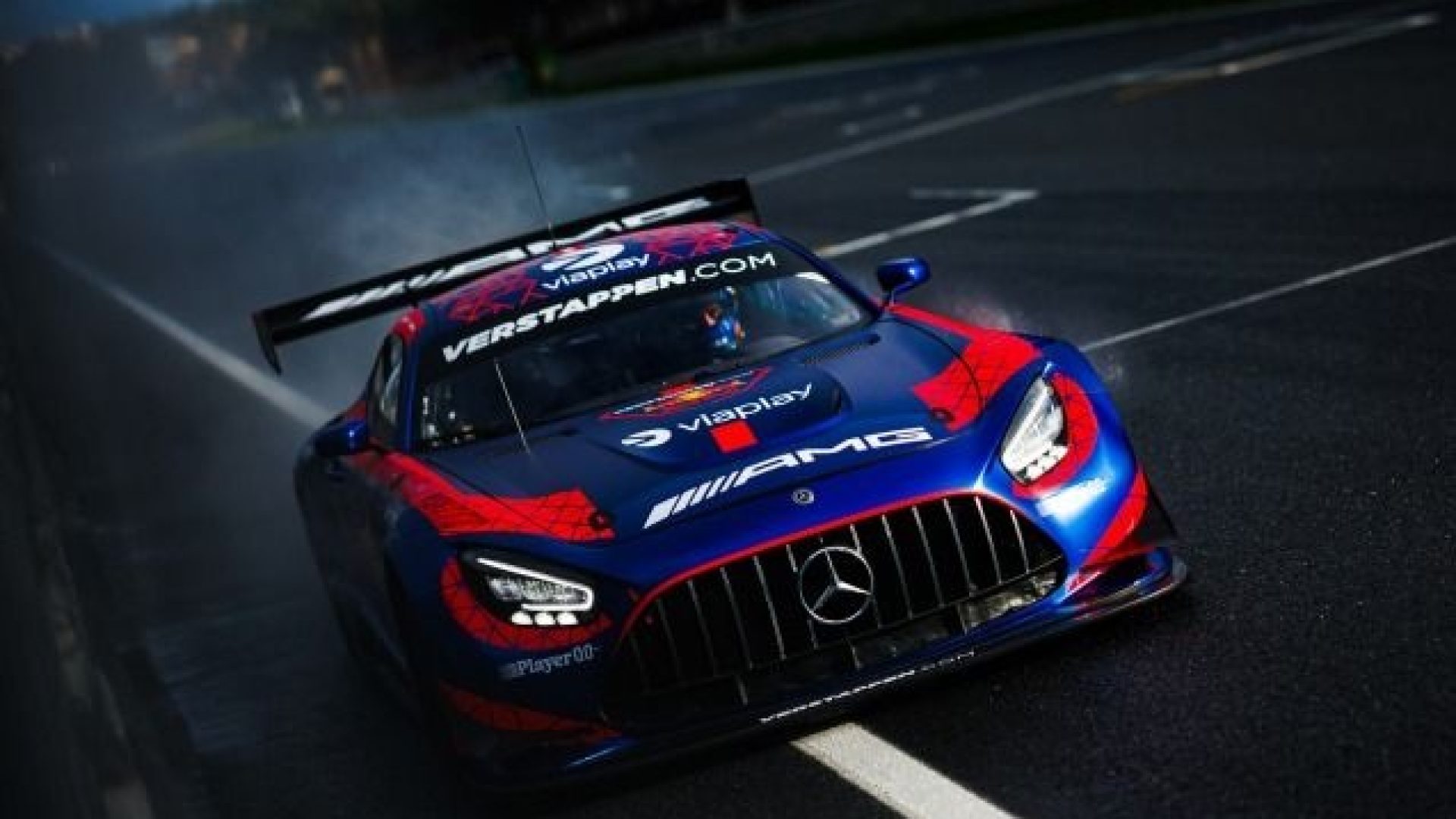 Equipe de Verstappen assina com a Mercedes para 2026 na GT3