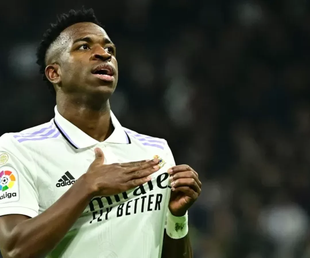 Vinícius Jr. flerta com um erro que nem Neymar teve coragem de cometer