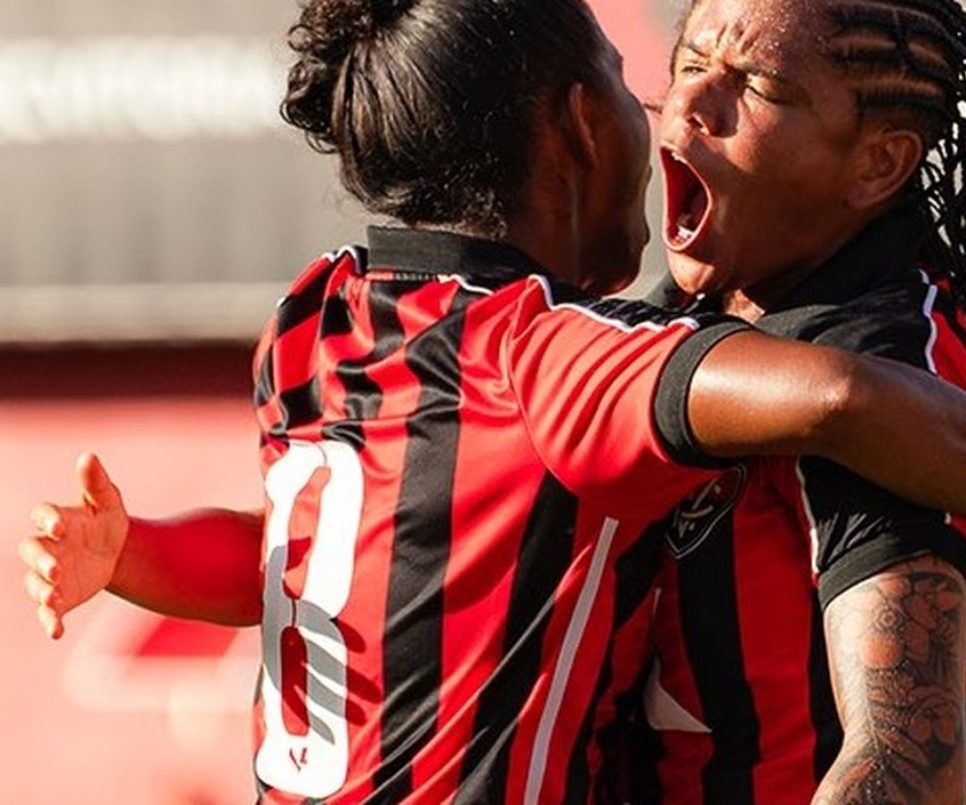 Vitória manda Botafogo para lanterna na volta do Brasileiro Feminino