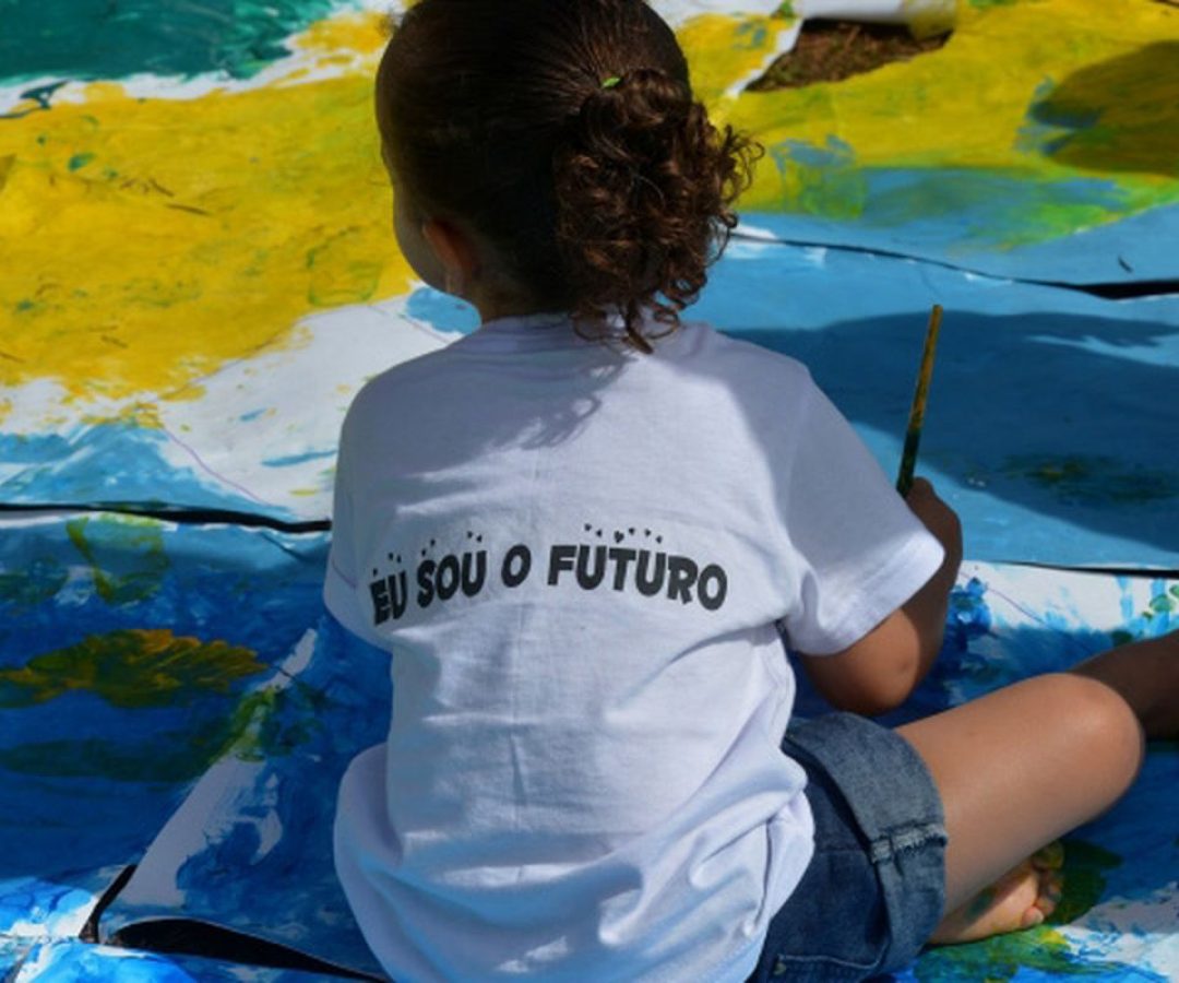 Desigualdades sociais dificultam acesso à educação infantil no Brasil