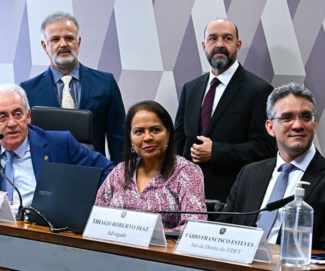Aprovada indicação de Thiago Diaz para o CNMP — Senado Notícias