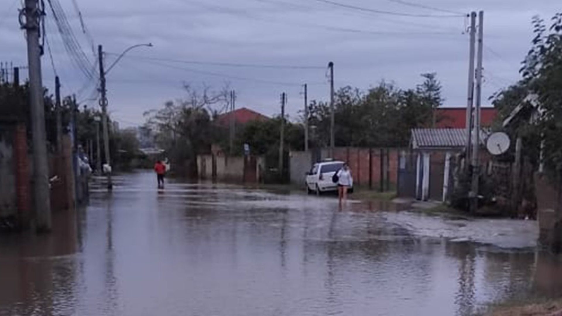Inmet alerta para tempestade de grande perigo na Região Sul