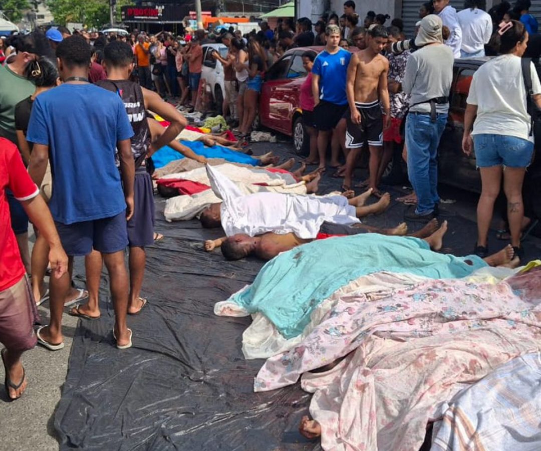 Polícia do RJ relata à Justiça cenário de guerra na Operação Contenção