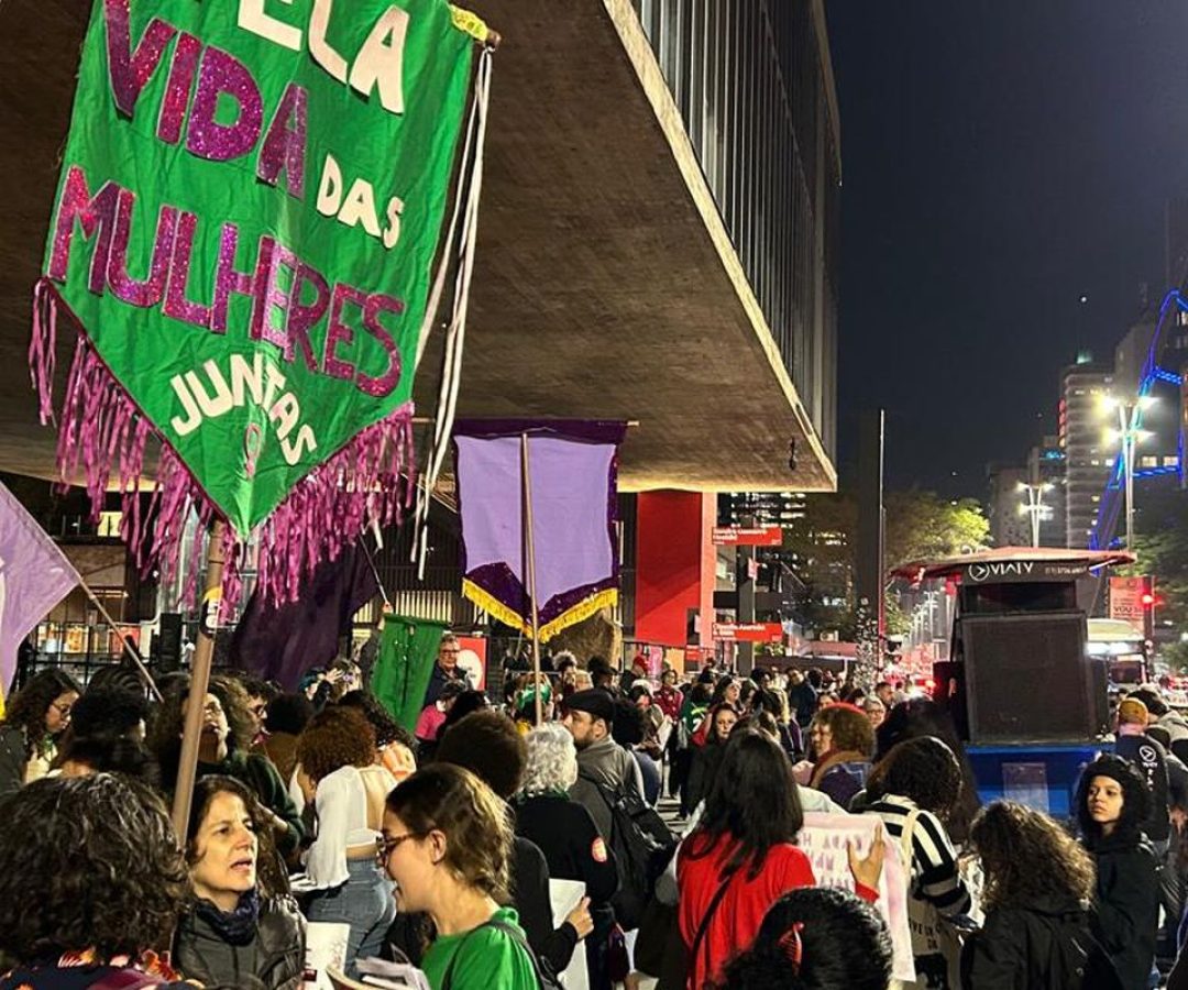 Ato em SP pede manutenção de norma sobre aborto em casos de estupro