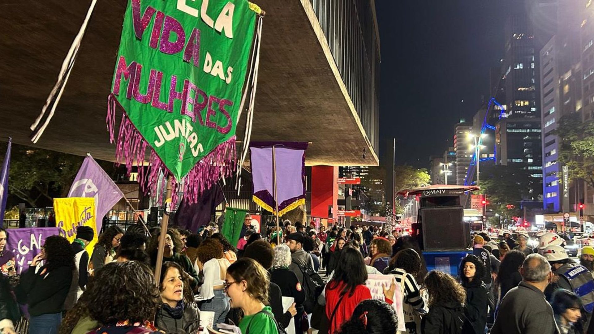 Ato em SP pede manutenção de norma sobre aborto em casos de estupro