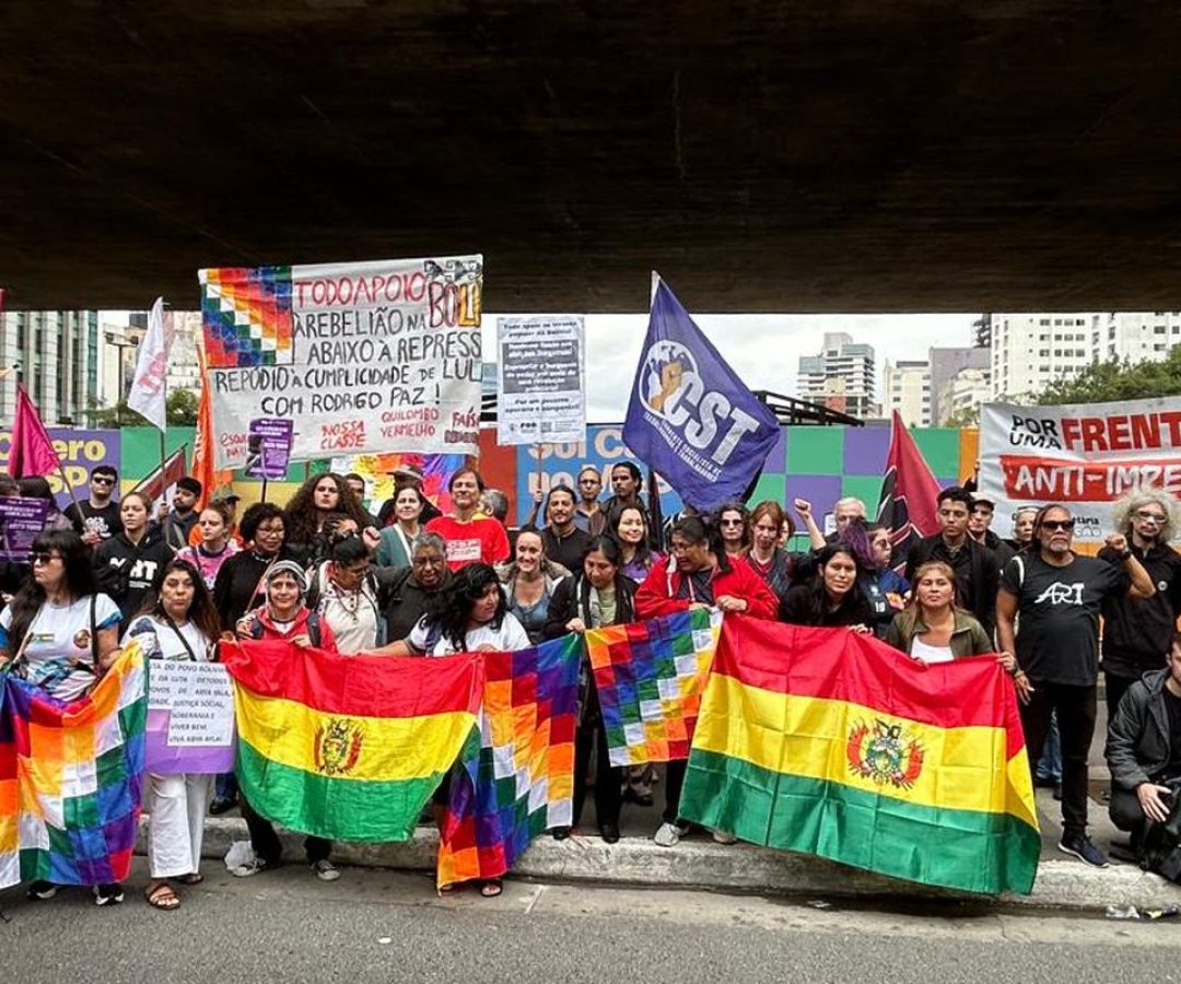 Ato em São Paulo presta solidariedade a protestos na Bolívia