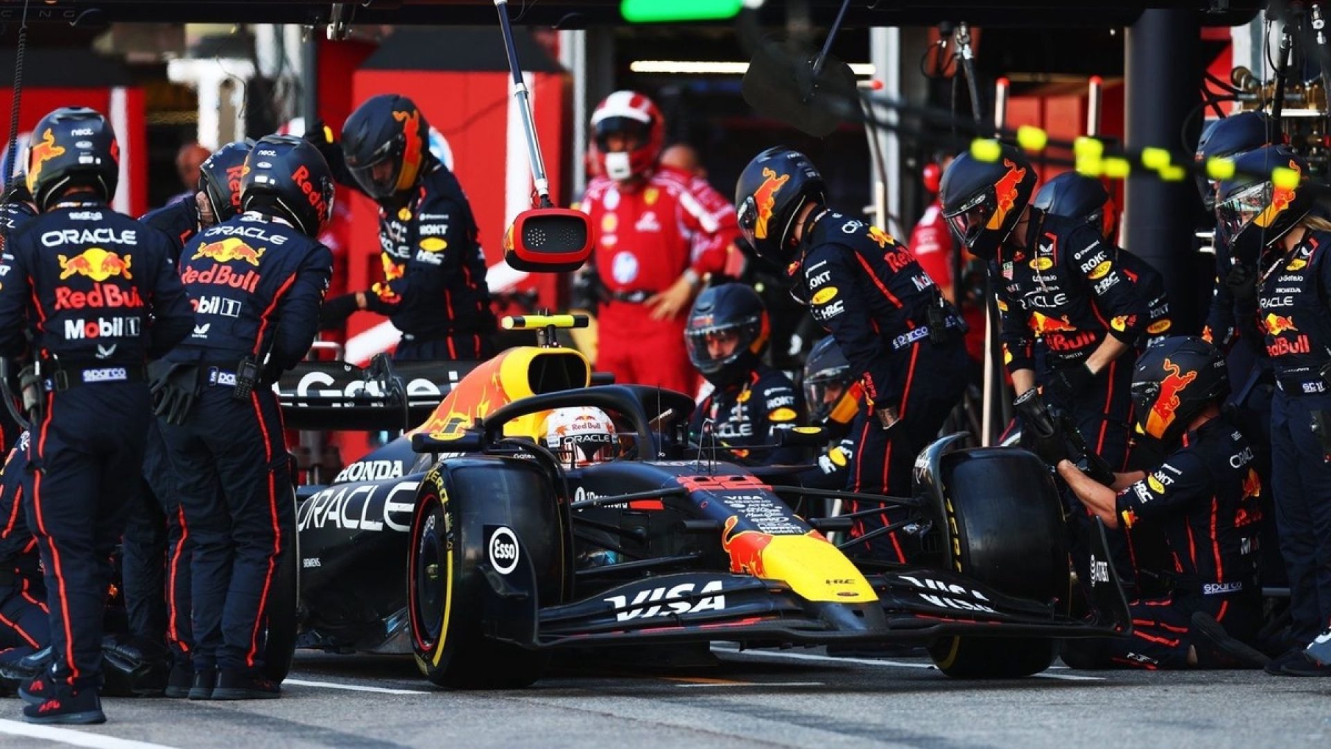 F1 abandona projeto de duas paradas obrigatórias