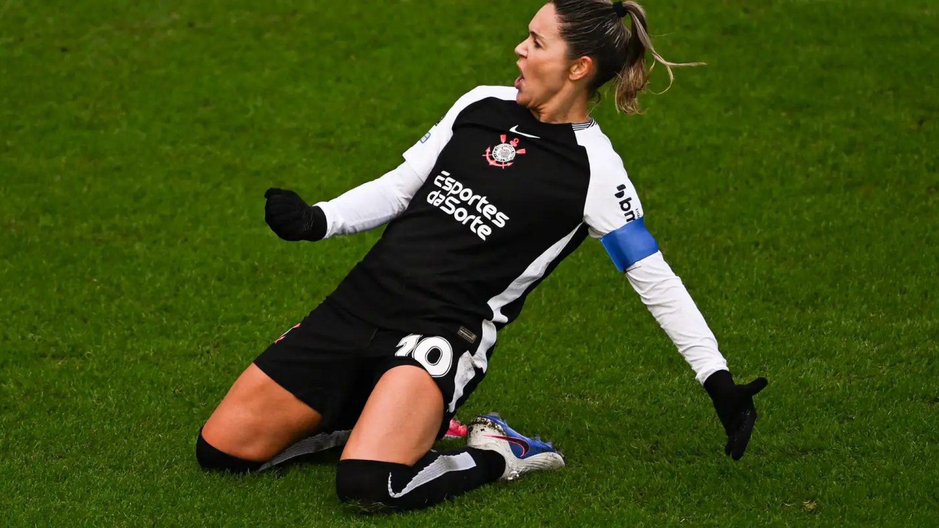 Com gol de Gabi Zanotti, Corinthians vai à final da Copa das Campeãs